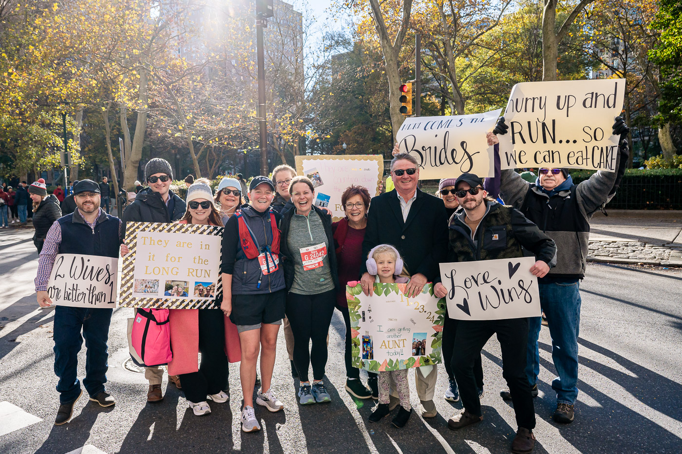 Couple gets married during Philadelphia half marathon